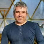Lucian Ilies Lucian Ilieș - psiholog, meșter pentru lemn
